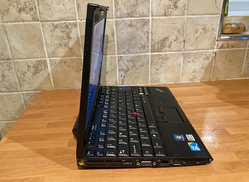 Laptop Lenovo Thinkpad X201, Core i5-520M, Ram 4Gb, HDD 250Gb, 12.1 inch